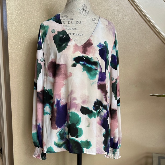 NWOT Cabi Mystic Blouse - Picture 4 of 6